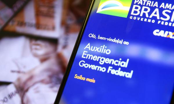 O crédito e o saque são escalonados pelo mês de aniversário - Foto: Agência Brasil/Reprodução