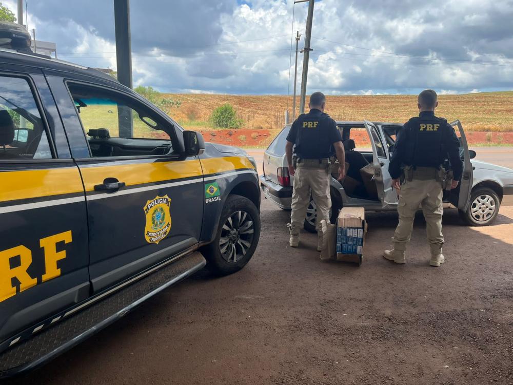 Cigarros oriundos do Paraguai seriam entregues em Sarandi (Foto: Divulgação | PRF)