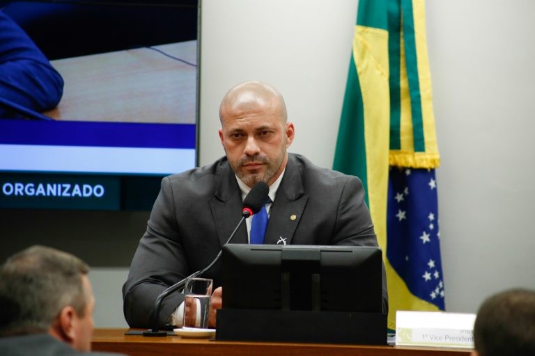 O relator, deputado Daniel Silveira, recomendou a aprovação do projeto - (Foto: Elaine Menke/Câmara dos Deputados)