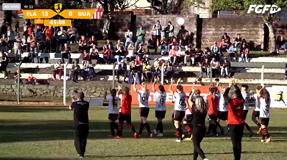 Tiago Rodrigues é um dos responsáveis pela ascensão das Gurias do Yucumã no cenário do futebol feminino no RS (Foto: Reprodução | FGF TV)