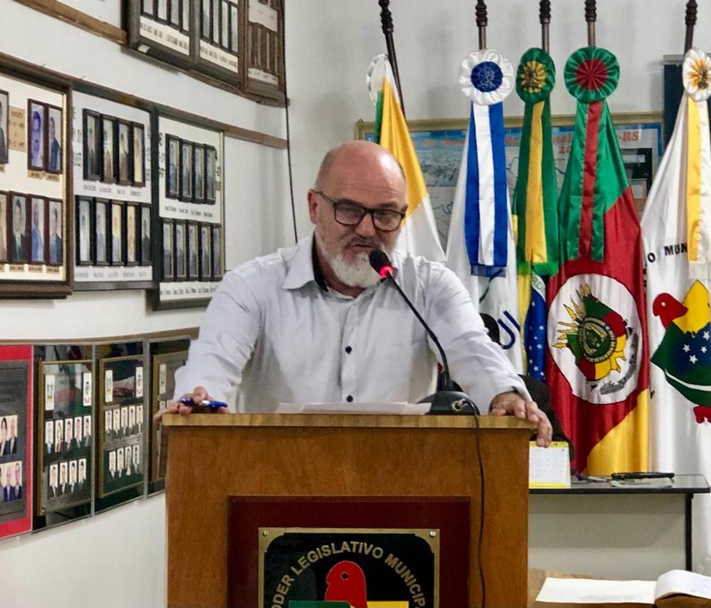 Luiz Flávio Rangel repudiou a depredação do patrimônio público por vândalos (Foto: Diones Roberto Becker)