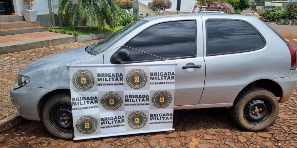 Veículo foi recuperado pela Brigada Militar (Foto: Divulgação)