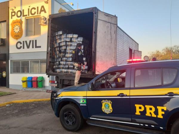 Essa é a maior apreensão de maconha realizada pela Polícia Rodoviária Federal este ano no Rio Grande do Sul. - Fotos: Nathan Schultz - Diário