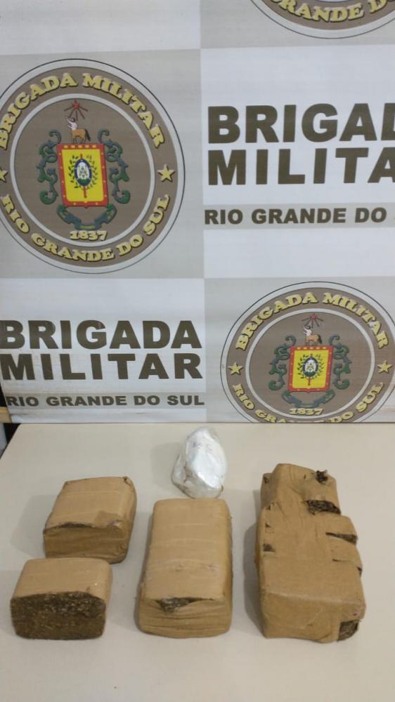 Drogas apreendidas pela Brigada Militar (Foto: Divulgação)