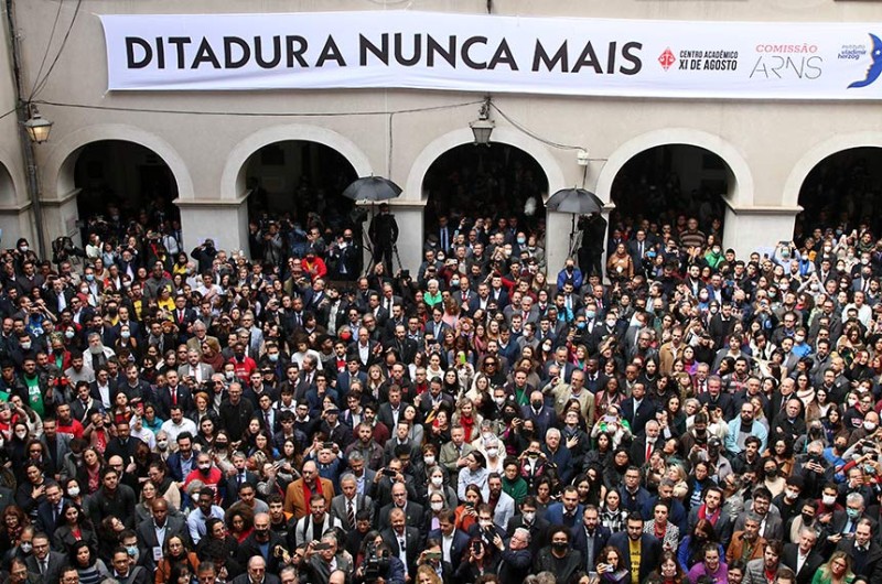 Ato pelo Estado de direito em São Paulo: para 73% dos entrevistados, democracia é melhor forma de governo - Rovena Rosa/Agência Brasil