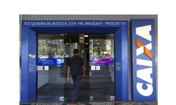 Amanhã (26), a Caixa fará o crédito do benefício para nascidos em dezembro. O saque será liberado no dia 17 de setembro - Foto: Marcelo Camargo/Agência Brasil