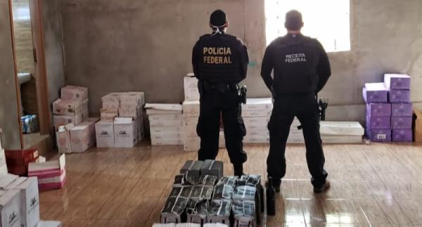 Foram retidas mais de duas mil garrafas de vinhos e espumantes estrangeiros, preliminarmente avaliados em R$ 270 mil (Foto: Divulgação/Polícia Federal)