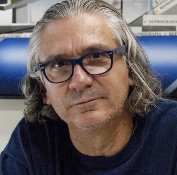 Carlos Gerbase tem intensa e marcante atividade cultural (Foto: Divulgação/Heike Knebel/Portal Eu Sou Famecos)