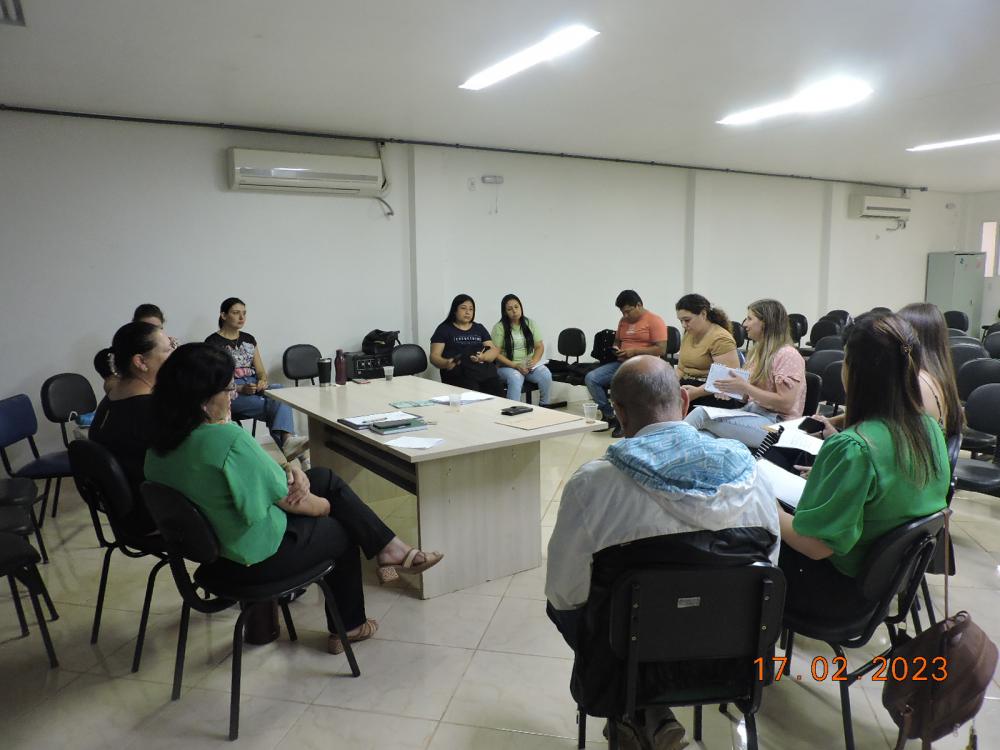 Reunião ocorreu no auditório da secretaria municipal de saúde de Redentora (Foto: Prefeitura de Redentora/Divulgação)