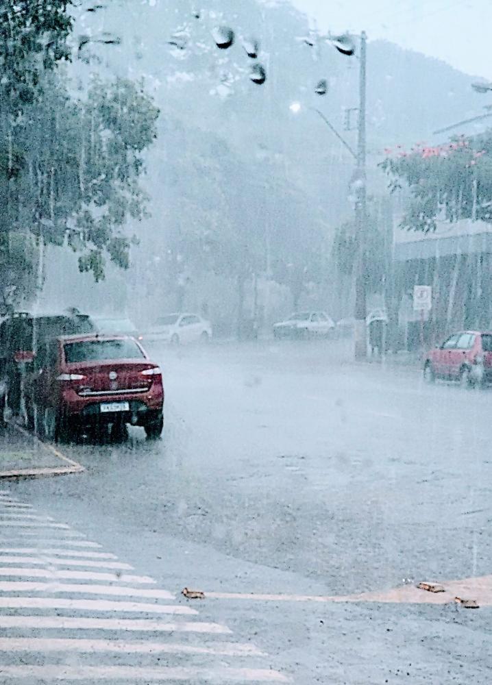Chuvas deverão ser mais constantes na região (Foto: Jalmo Fornari)