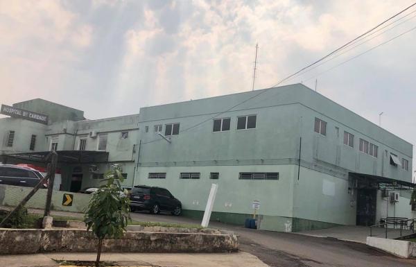 Até agora, 13.592 moradores receberam atendimento pertinente ao novo coronavírus e cinco ocupam leitos no Hospital de Caridade (Foto: Diones Roberto Becker)