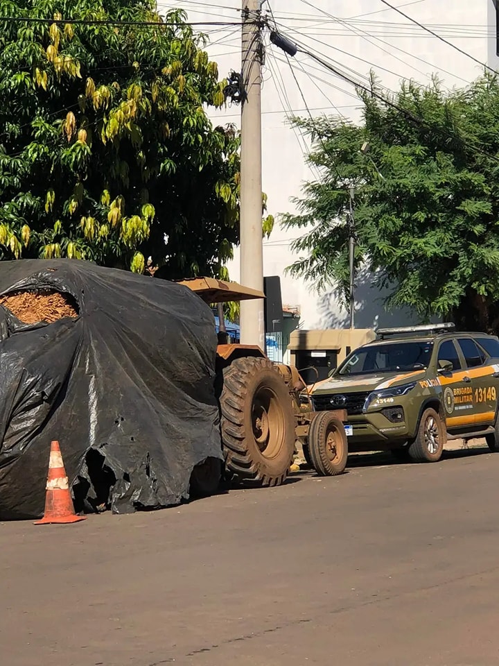 Carga foi apreendida na cidade de Porto Lucena (Foto: Brigada Militar/Divulgação)