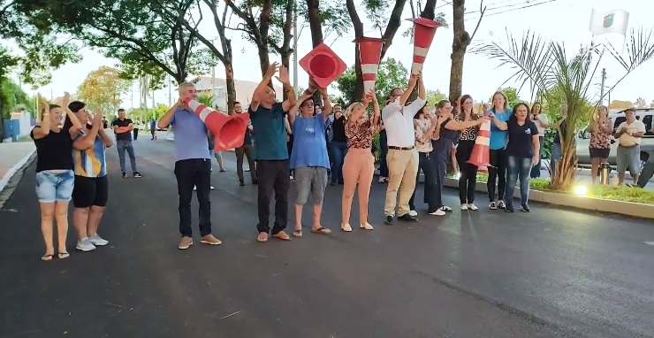 Foi inaugurada a pavimentação da Avenida Vivaldino Dias (Foto: Reprodução/Ascom Tenente Portela)