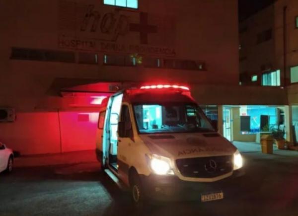 A vítima, de 42 anos, foi encaminhada pelo SAMU ao Hospital Divina Providência - Foto: Observador Regional/Reprodução