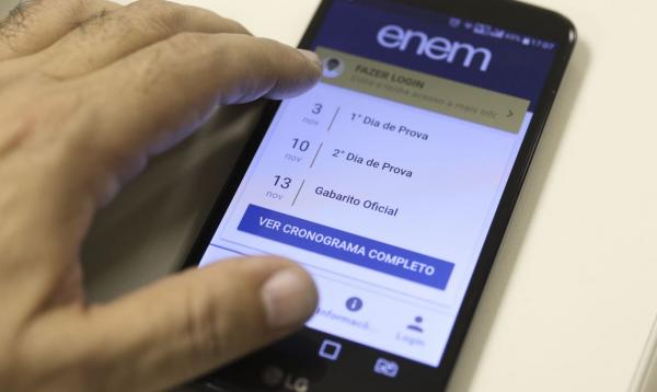 As informações a respeito do Enem 2020 podem ser acompanhadas nos portais do Inep e do MEC - Foto: Marcelo Casaa Jr/Agência Brasil