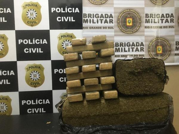 Pesagem do entorpecente totalizou 56 Kg - Foto: BM divulgação