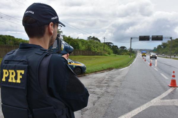 Resolução nº 798 apresenta regras e critérios técnicos para instalação e uso de radares fixos ou portáteis (Foto: Divulgação/Polícia Rodoviária Federal) 