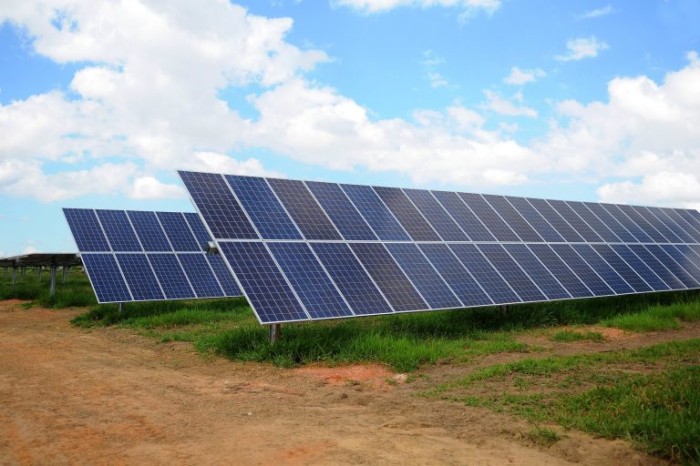 O uso da energia fotovoltáica será um dos temas debatidos na audiência - (Foto: Renato Alves/Agência Brasília)