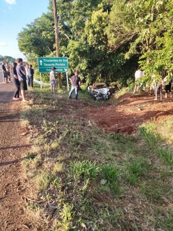Acidente ocorreu próximo ao trevo de acesso ao município de Tiradentes do Sul - Foto: Observador Regional reprodução