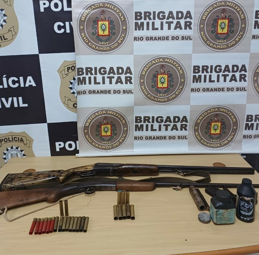 Armas que foram apreendidas na ação da Brigada Milita - Foto Brigada Militar