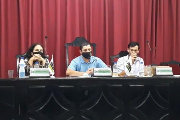 Projetos legislativos foram apreciados e votados na sessão ordinária na noite da segunda-feira (09/11) (Foto: Reprodução/Facebook)
