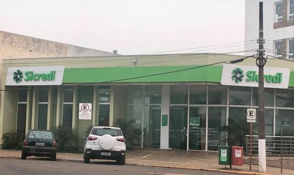 Sistema Sicredi fomenta o desenvolvimento econômico por meio da oferta de crédito e de serviços (Foto: Diones Roberto Becker)