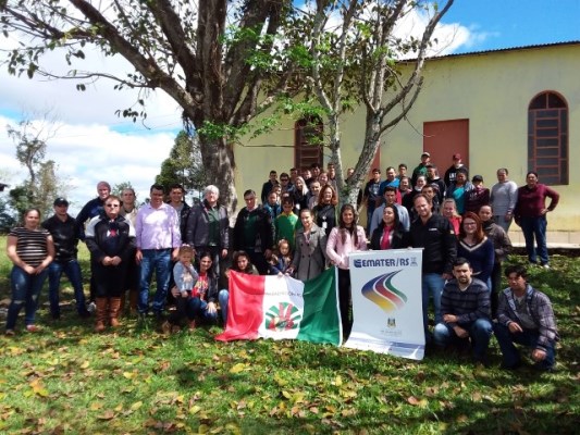 Programação envolve jovens rurais de 17 municípios (Foto: Divulgação/Emater-Ascar)