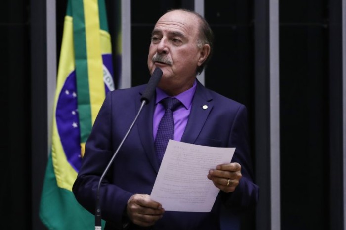 Dr. Zacharia Calil recomendou a aprovação de substitutivo - (Foto: Bruno Spada/Câmara dos Deputados)