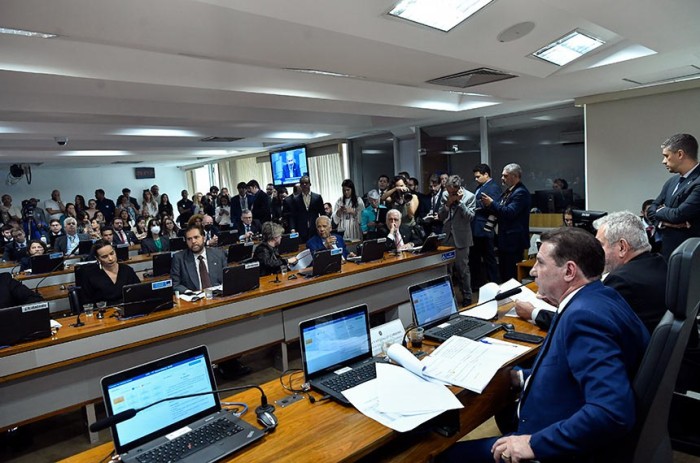 A Comissão de Assuntos Econômicos, presidida por Vanderlan Cardoso (D), fará reunião deliberativa no dia 20 - Foto: Geraldo Magela/Agência Senado