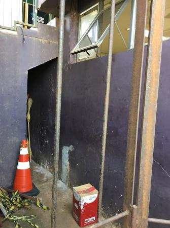Arrombamento e furto foram percebidos por uma funcionária na manhã desta segunda-feira (Foto: ASCOM Três Passos)