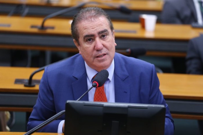 Jonas Donizetti, autor da proposta - (Foto: Vinicius Loures/Câmara dos Deputados)