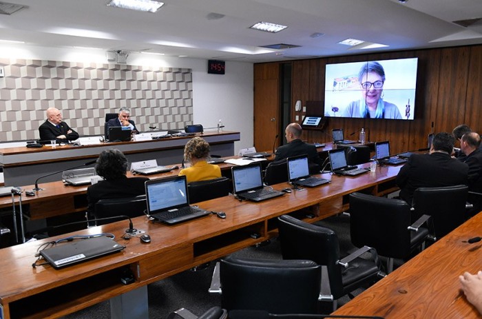 Presidida por Eduardo Girão, audiência na CAS reuniu especialistas na prevenção à automutilação e ao suicídio - Foto: Jefferson Rudy/Agência Senado
