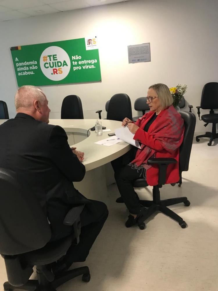 Prefeito e Primeira-dama de Braga participam de encontros na Secretaria Estadual de Obras e Habitação e na Secretaria Estadual de Saúde do Rio Grande do Sul (Foto: Divulgação)