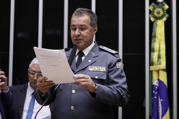Capitão Augusto considera que suspensão abrupta de eventos provoca prejuízos financeiros - (Foto: Bruno Spada/Câmara dos Deputados)