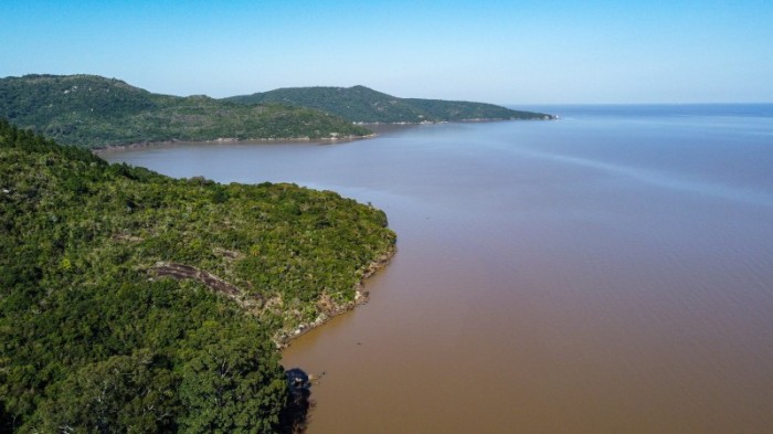 As águas do Lago Guaíba e da Laguna dos Patos banham o parque -Foto: Grégori Bertó/Secom