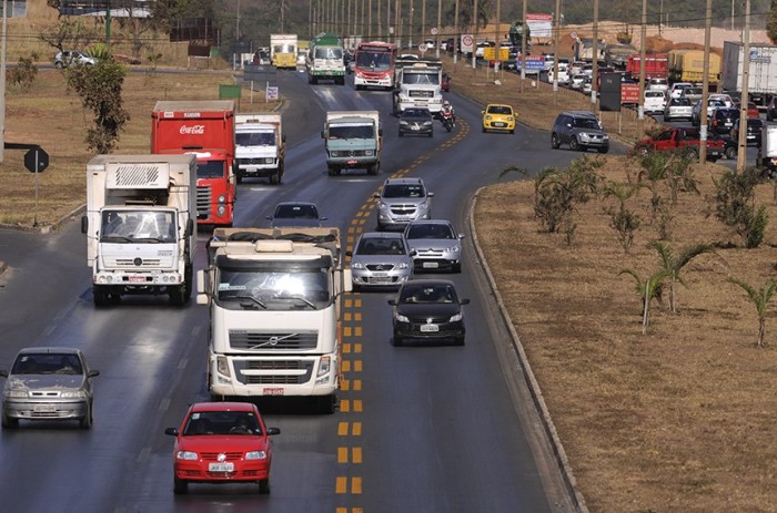 Para Amin, a informação do local de registro é importante para a identificação da origem do automóvel - Foto: Pedro França/Agência Senado
