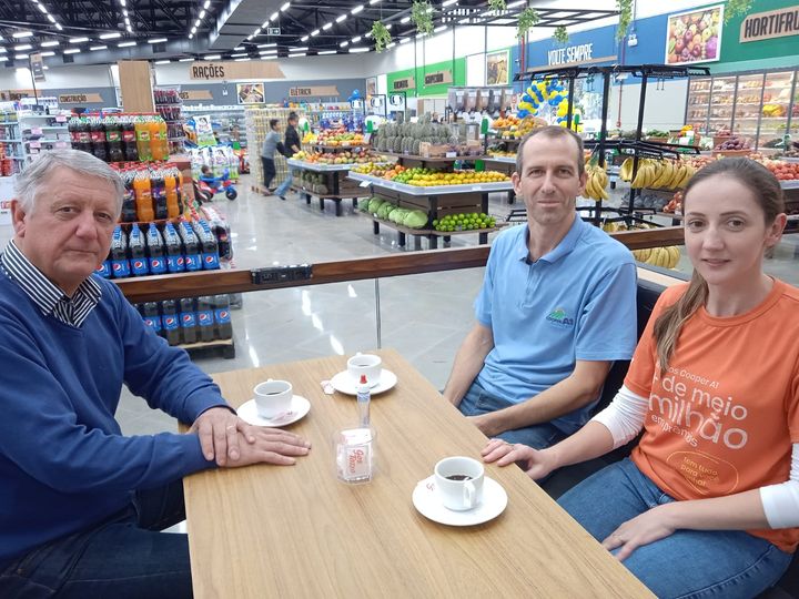 Claudemir Locatelli se reuniu com gerentes da unidade (Foto: Divulgação)
