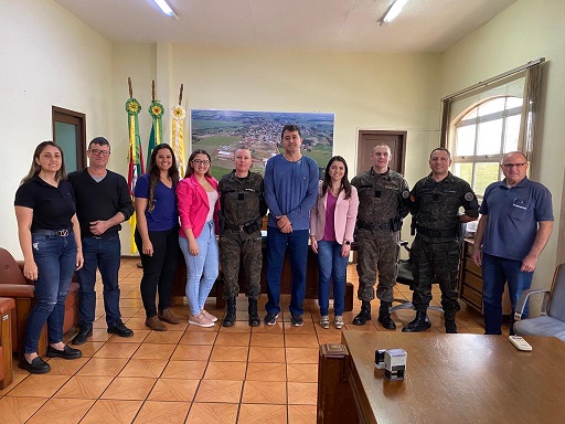 Reunião com subcomandante do 3º Batalhão Ambiental da BM 4 (Foto: Ascom/Coronel Bicaco)