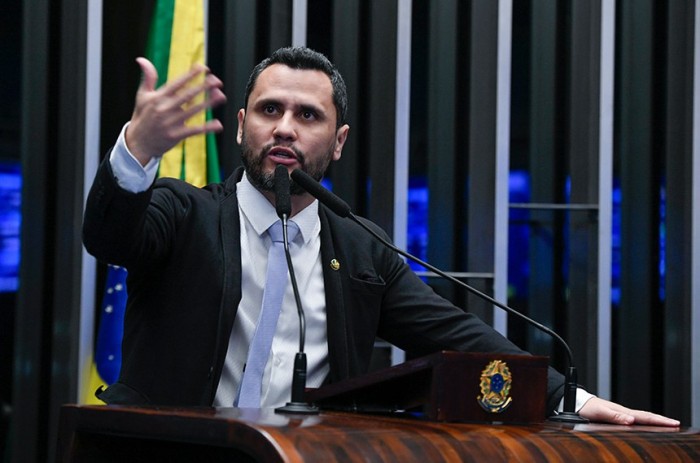 Descriminalização vai fortalecer mais ainda o tráfico, argumenta Cleitinho - Foto: Jefferson Rudy/Agência Senado