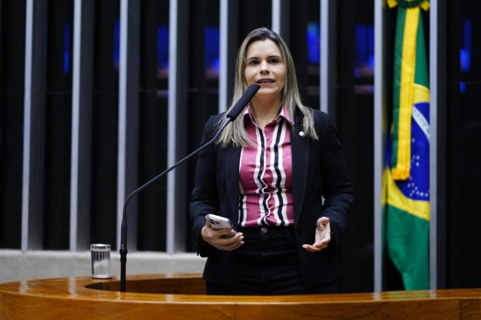 Clarissa Tércio considera 