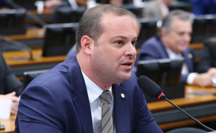 Dr. Victor Linhalis defendeu a aprovação do texto da Comissão de Seguridade Social - (Foto: Vinicius Loures/Câmara dos Deputados)