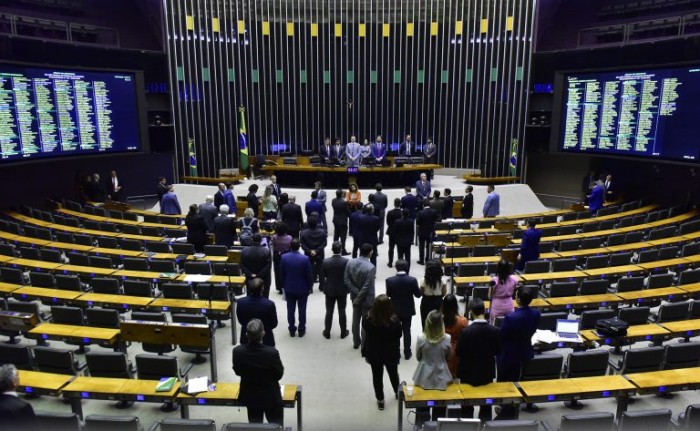 Sessão de votações no Plenário - (Foto: Zeca Ribeiro/Câmara dos Deputados)