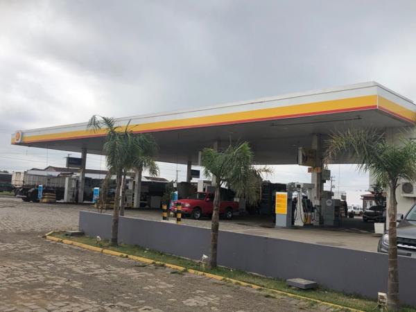 Desde janeiro, a petroleira já reajustou três vezes o preço do diesel e quatro vezes o preço da gasolina (Foto: Diones Roberto Becker)