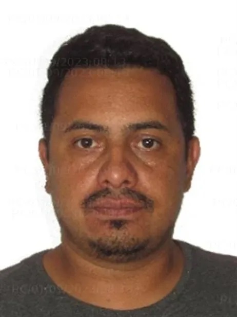 A vítima foi identificada como Fabiano Barbosa Andara, de 34 anos, natural da cidade de Braga, mas residente em Tenente Portela