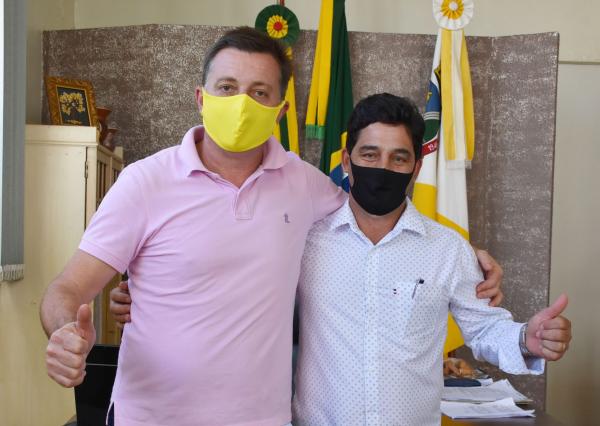 Reunião entre os dois mandatários ocorreu em Três Passos (Foto: Divulgação)