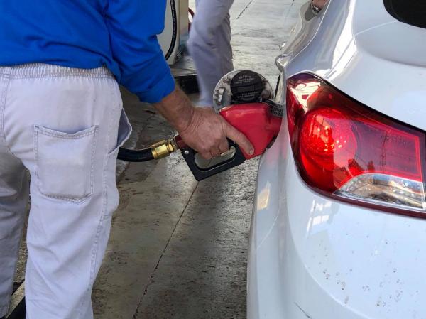 Empresas terão que responder sobre a utilização de aplicativos de concessão de descontos nos combustíveis e outros benefícios (Foto: Diones Roberto Becker)