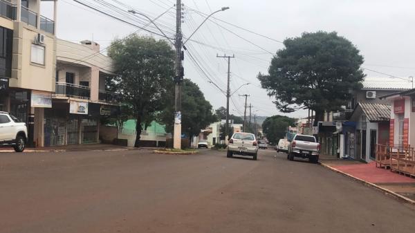 Segundo a SMS, quase 300 pessoas foram orientadas a permanecer em isolamento domiciliar ou isolamento preventivo (Foto: Diones Roberto Becker)