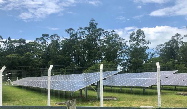 Segundo mapeamento da ABSOLAR, o RS está em terceiro lugar no ranking estadual da geração distribuída solar fotovoltaica no país (Foto: Diones Roberto Becker)
