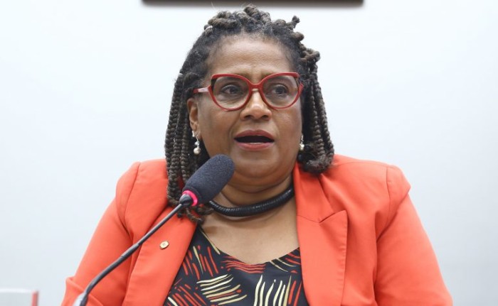 Reginete Bispo: 