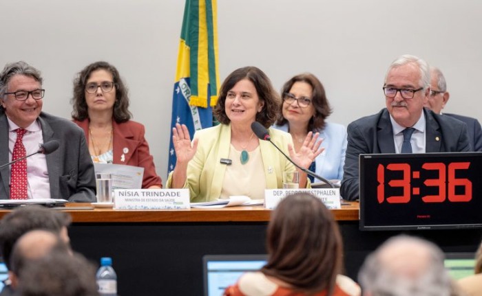 Na última quarta, a ministra da Saúde foi questionada sobre a resolução - (Foto: Julia Padro / Câmara dos Deputados)